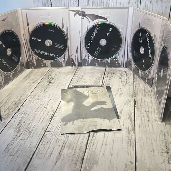 GAME OF THRONES - The Complete Third 3 and 2 Second Season Slipcover DVD Blu Ray - Picture 4 of 13